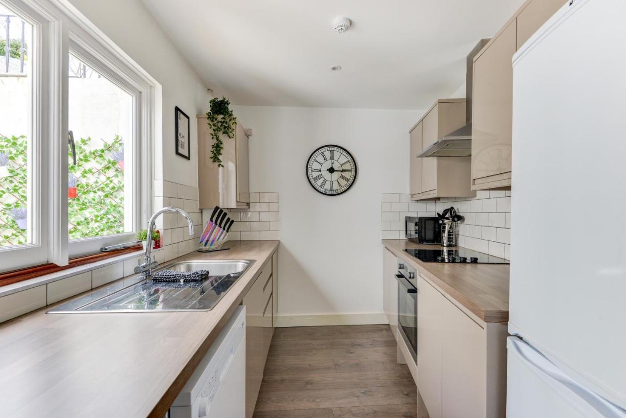 2 Bedroom Cosy Apartment, Powis Square - Okręg wyborczy Hove Zewnętrze zdjęcie